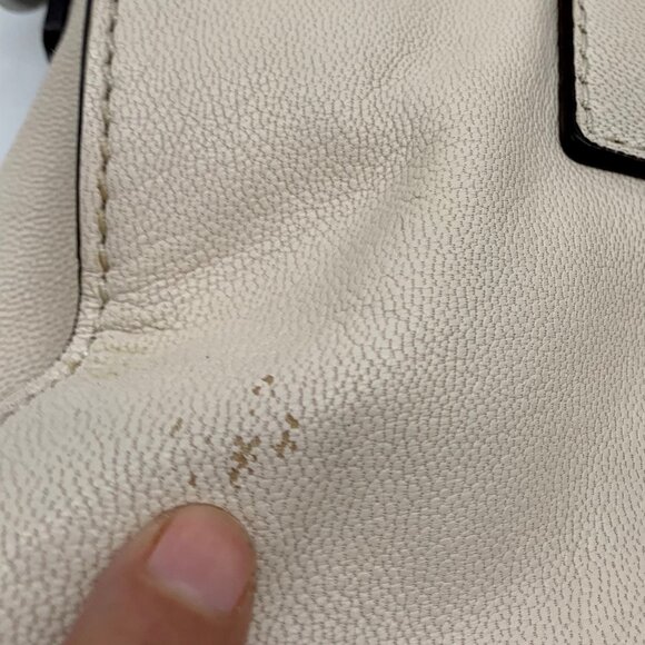 Michael Kors Cream Leather Hamilton Satchel Bag - Picture 11 of 12